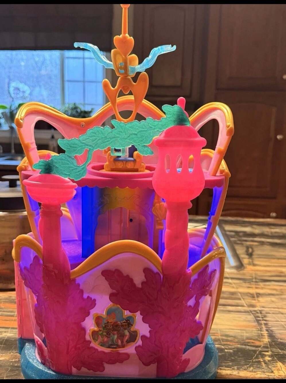 Disney Junior Ariel Deluxe Atlantica Palace Playset (Playset Only)